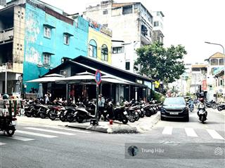 Siêu vị trí góc 2mt  cống quỳnh + cao bá nhạ quận 1  dt 13 x 22m  hđt 300 triệu. giá 100 tỷ