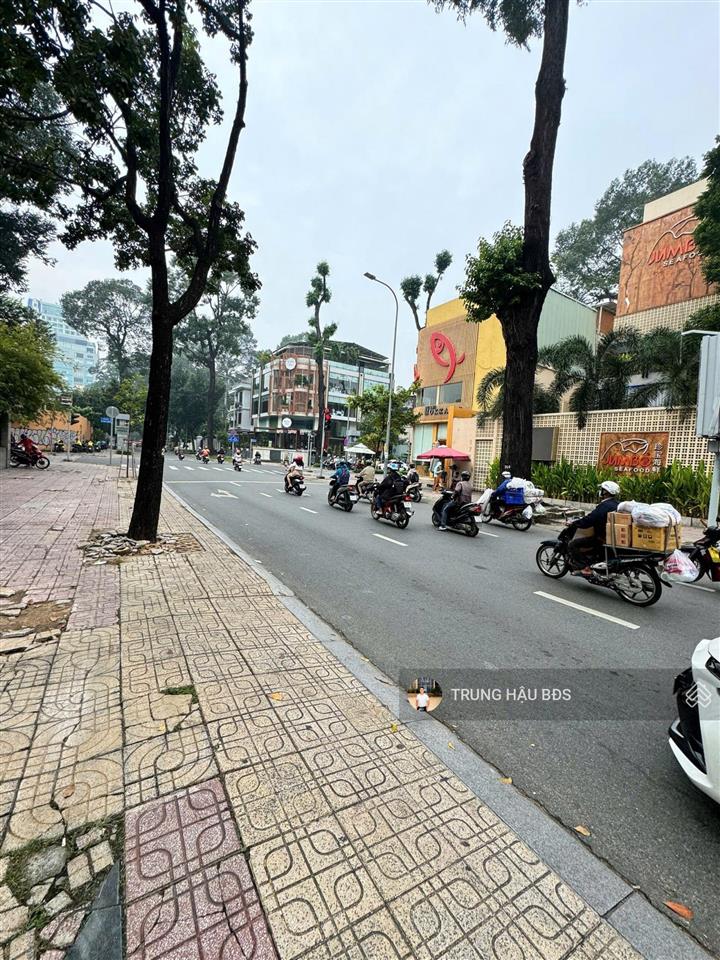 Siêu vip góc 2mt nguyễn đình chiểu & lê quý đôn q3  dt 11x39m  cn 400m2  hđt 400 triệu  200 tỷ