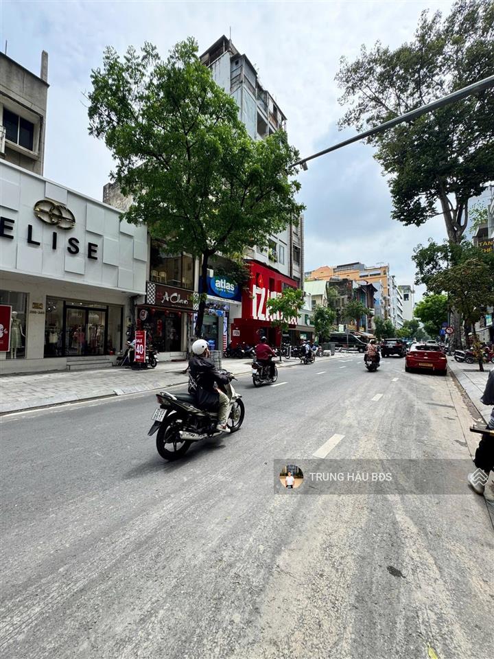 Hàng vip mt lý tự trọng quận 1  dt 8 x 22m  cn 166m2  3 tầng  hđt 280 triệu  giá 100 tỷ