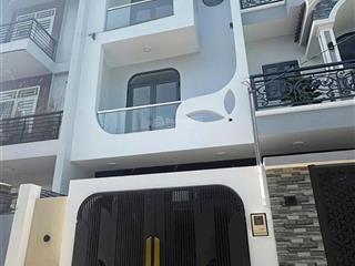 Bán căn nhà 3 tầng lầu 4 p ngủ mới đẹp full nội thất gần vinhomes giá 5.45 ty cho thuê đc 13tr/th