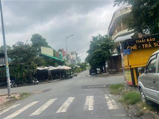 Cần bácần bán lô đất đường 11a 7*20 140m2 giá 9.4 ty khu tdc phước thiện cách vinhomes 100m giá tốt