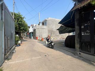 Bán lô đất 5*20 sau trường chính trị, đường xe tải