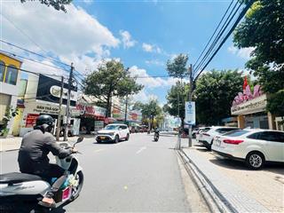 Mặt tiền trương định ngay vincom