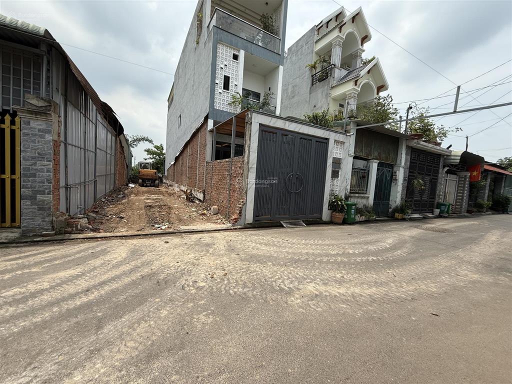 Bán lô đất 135m2 đường thông 7m