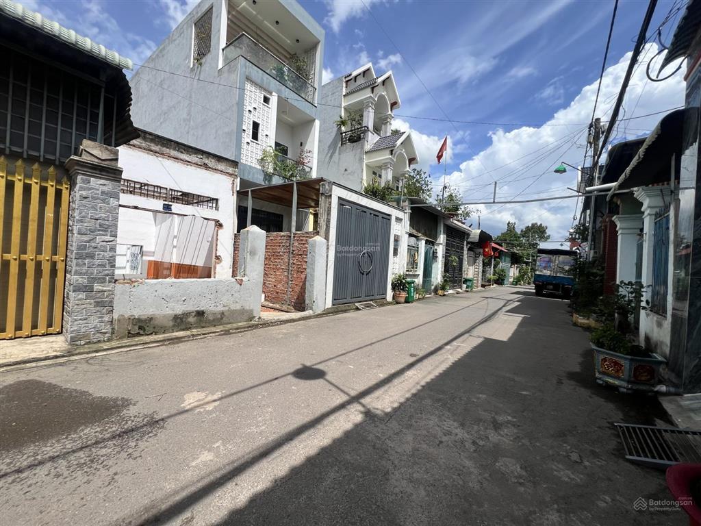 Bán lô đất 135m2 đường thông 7m