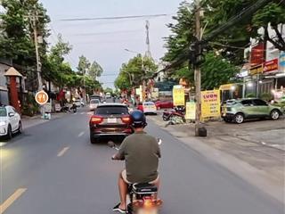 Bán nhà mặt tiền trần quốc toản