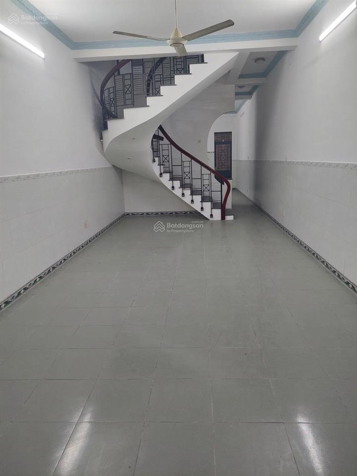 Bán nhà liền kề 1 trệt  2 lầu, kdc an bình