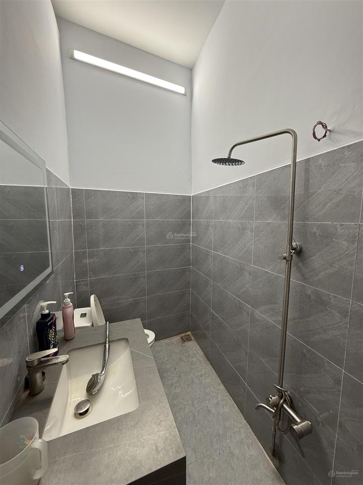 Bán nhà 110m2 thổ cư 100% đường thông ô tô  3 phòng ngủ