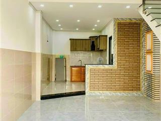 Cô tâm ngộp bán cắt lỗ căn nhà mặt đường kinh doanh