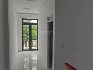Chính chủ bán nhà bình chánh. sổ hồng riêng