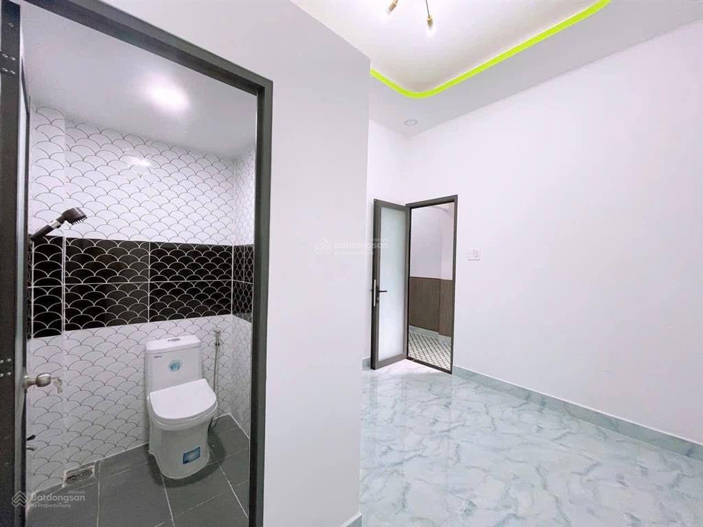 Sp mới nhà cấp 4 căn góc 2 mặt tiền hẻm xe hơi thoáng mát tân kim  hẻm an ninh, sạch sẽ