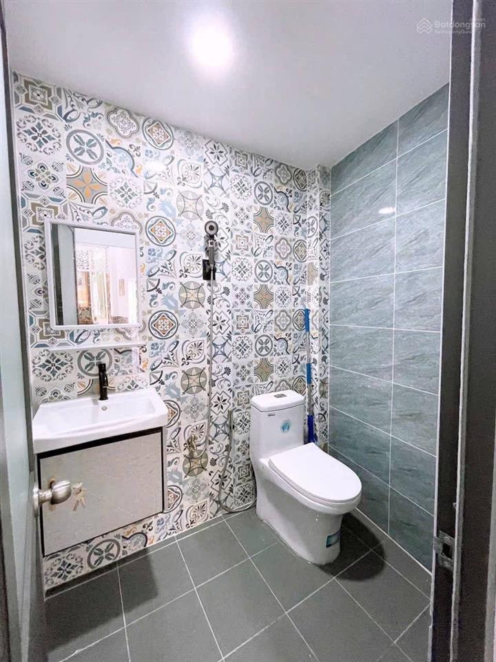 Sp mới nhà cấp 4 căn góc 2 mặt tiền hẻm xe hơi thoáng mát tân kim  hẻm an ninh, sạch sẽ