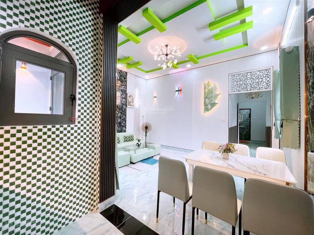 Sp mới nhà cấp 4 căn góc 2 mặt tiền hẻm xe hơi thoáng mát tân kim  hẻm an ninh, sạch sẽ