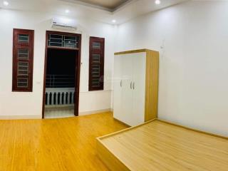 Cho thuê phòng trọ 25m2  2,3tr tại dương quảng hàm cầu giấy