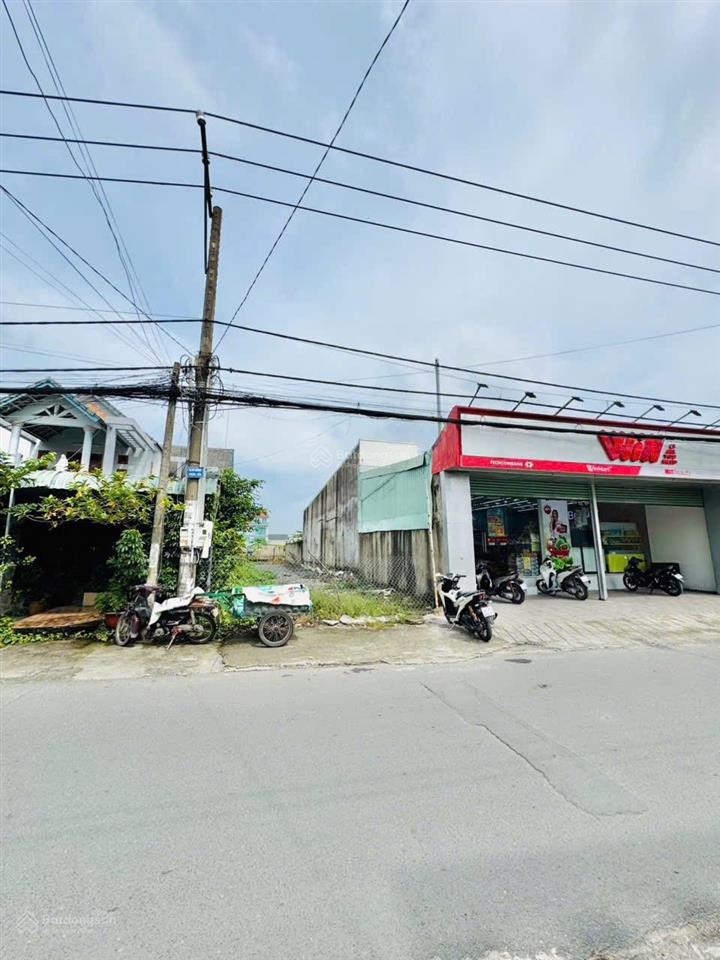 Bán lô đất mặt tiền đường hồ hoà. đối diện uỷ ban phường tân phong, tiểu học tân phong