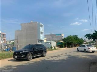Hàng ngộp. siêu rẻ. lô góc 2 mặt tiền đường trường lưu, long trường, quận 9