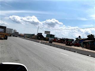 Hàng ngộp. siêu rẻ. mt đường võ chí công. phú hữu. quận 9