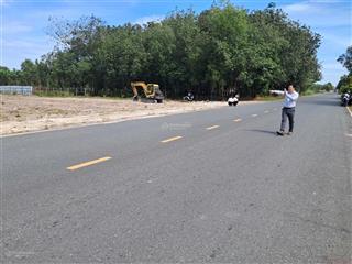 Bán lô đất 250m2, mặt tiền cao bá quát , chơn thành , chỉ với 1, 1 tỉ