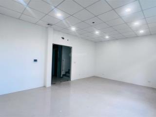 Trống 45m2 tại tòa văn phòng cần cho thuê gấp