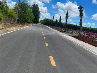 Bán 2 lô đất sào trục chính ngay sân golf và sân bay lộc an  láng dài, long đất, brvt
