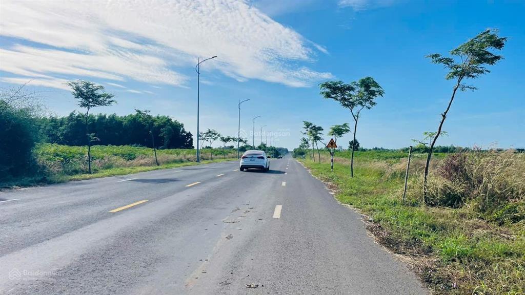 Bán lô đất mặt tiền tỉnh lộ 997 xã đất đỏ tp hcm.lợi thế gần kcn, tiềm năng kinh tế phát triển