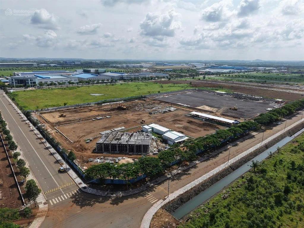 Bán 2 lô đất mặt tiền 14m đường nguyễn huệ xã đất đỏ tp hcm.khu dân cư ở kín,giao thông thuận lợi