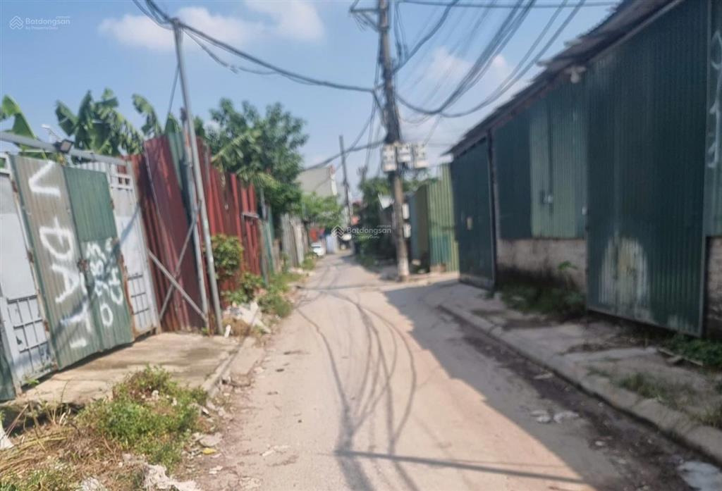 105m2 đất mặt đường nhựa khu thạch cầu long biên gần cầu trần hưng đạo. giá 25 triệu/m2