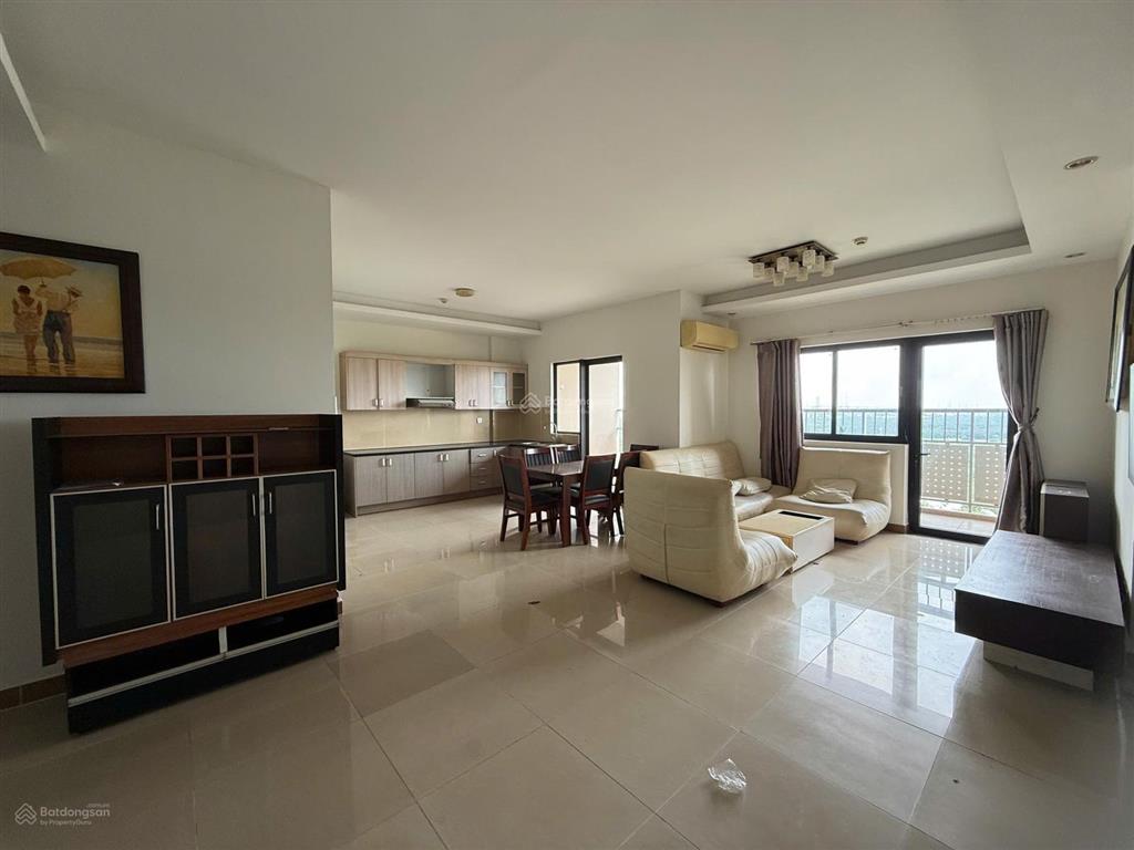 Chính chủ bán căn hộ 157m2 căn góc, view sông c/c eratown đức khải, q. 7, 28tr/m2 0982 832 ***