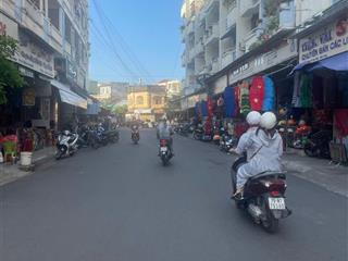 Bán shophouse ngay cổng chợ đầm  nha trang vị trí vàng kinh doanh, thu nhập sẵn có.
