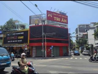 Bán nhà mặt tiền lê hồng phong góc hồng lĩnh  trung tâm thành phố nha trang chỉ 12tỷ