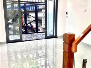 Nhà đẹp 2 tầng  hẻm 78 song hào, giá chỉ 2,68 tỷ
