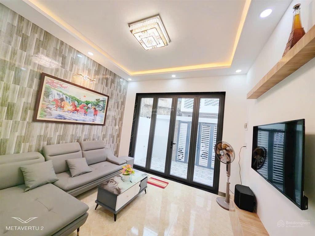 Bán nhà mới xây 3 tầng hẻm cao đài hải đức gần chùa phật trắng nha trang full nội thất giá tốt