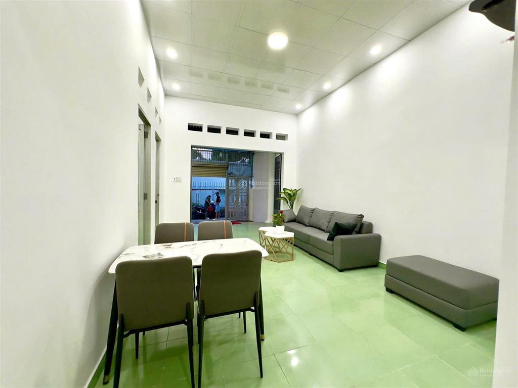 Nhà đẹp gần biển phạm văn đồng nha trang hẻm ô tô quay đầu giá 4,5 tỷ