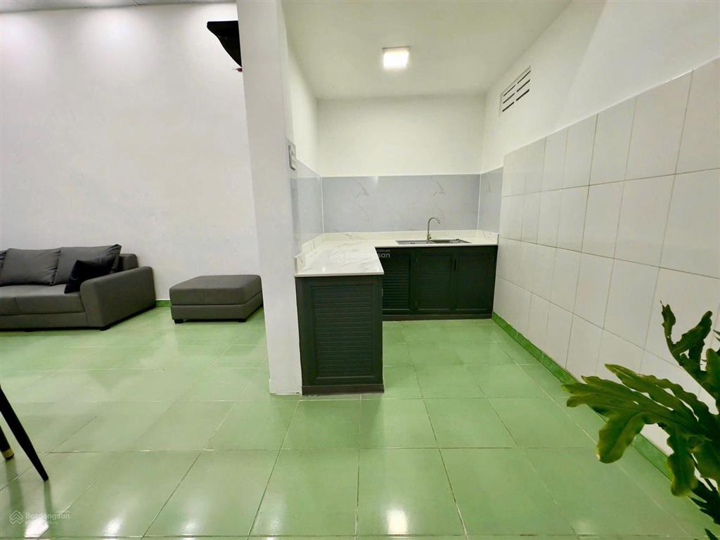 Nhà đẹp gần biển phạm văn đồng nha trang hẻm ô tô quay đầu giá 4,5 tỷ