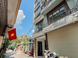 Hạ sâu bán gấp nhà hồ linh đàm, hoàng liệt, ô tô đỗ cửa, xay toà ccmn cực đẹp