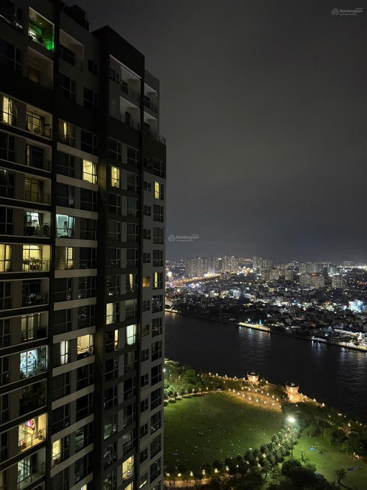 Cơ hội hiếm! 3pn  view sông  full nội thất sổ sẵn  giá 14 tỷ  chốt nhanh  0922 565 ***