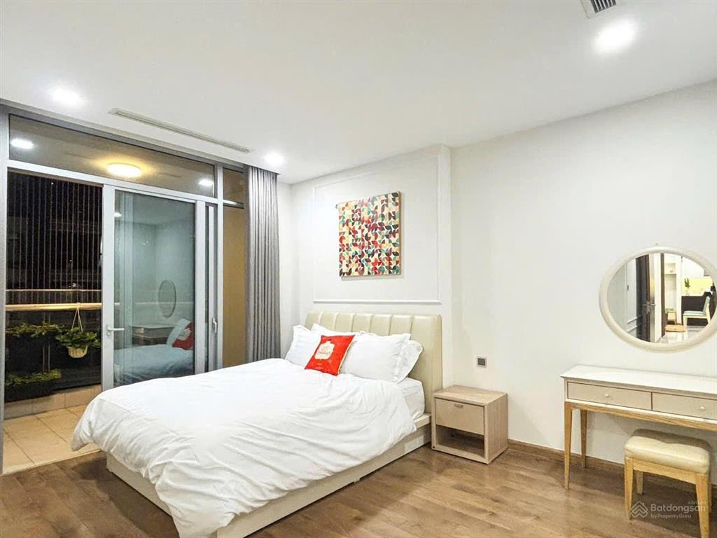 Căn hộ này không dành cho số đông mà dành cho người có gu! park 1 4pn view sông trực diện