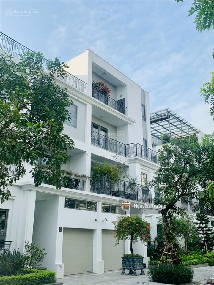 Chính chủ cần bán biệt thự hướng đông nam 160m2 song lập, đơn lập, view công viên vườn hoa