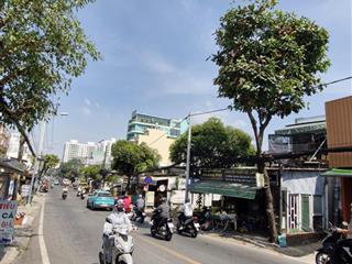 Gia đình tôi bán nhà 136m2 6,4x22m ngay nguyễn thị thập lotte mart 6 phòng 62tr/m2