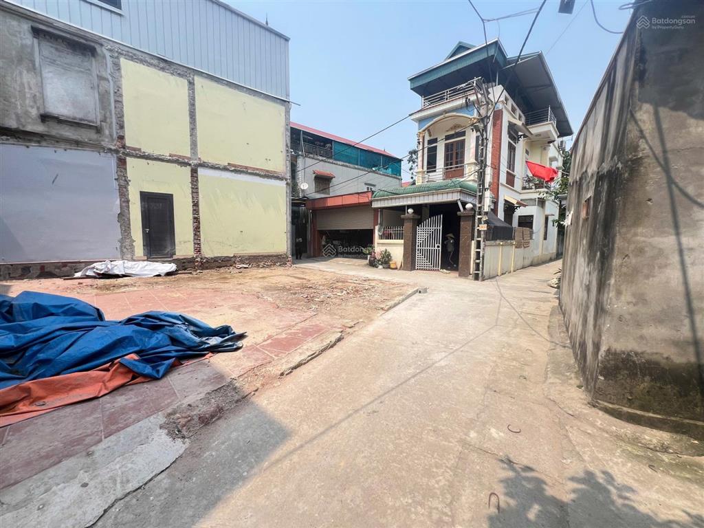 Lô góc ngõ ô tô gần khu đất đấu giá cấn hữu