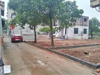 Đất khu chùa thầy sài sơn ngõ ô tô bào tận nhà ngõ thông