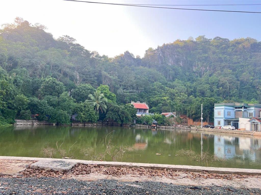 Đất trong khu du lịch chùa thầy  quốc oai lô góc 3 mặt tiền