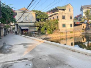 Đất trong khu du lịch chùa thầy  quốc oai lô góc 3 mặt tiền