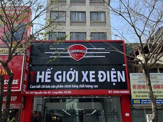 Cho thuê nhà mặt phố nguyễn văn cừ, dt200m2, lô góc 3 mặt thoáng, kinh doanh.