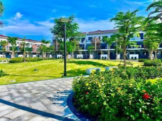Bán căn 3 tầng view công viên, giá tốt tại sun casa central