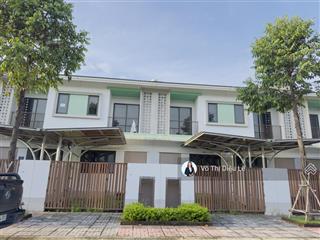 Bán nhà sun casa central kcn vsip ii vĩnh tân , bình bương. giá 2,850 tỷ