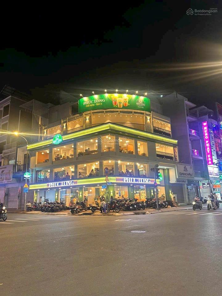 Góc 2 mt khu vực nguyễn thị thập, quận 7  dt 8.5 x 16m  hđt 180tr/th  hầm 6 tầng  giá bán 46 tỷ