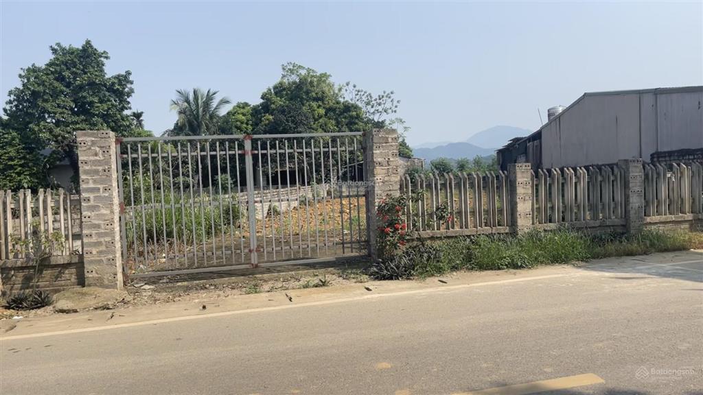 Bán đất mặt đường nhựa trục chính xã vân hoà,  ngay em công sđt 0964 178 *** để sở hữu lô đất này