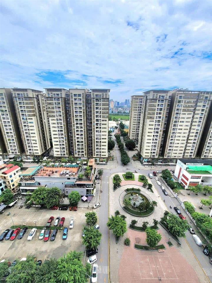 Giảm 200tr bán gấp căn hộ 57m, 2n2vs tại the vesta  phú lãm. đầy đủ tiện ích chỉ với 3.4x tỉ