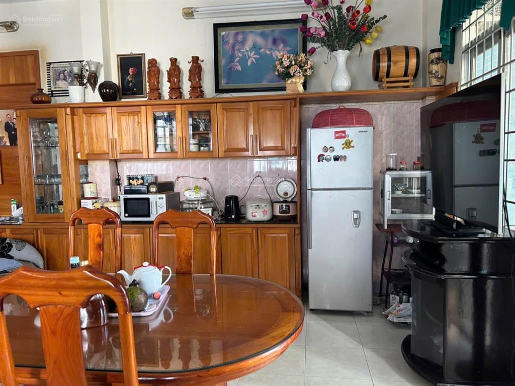 Bán nhà mặt tiền đường mạc đỉnh chi, trung tâm phường nha trang